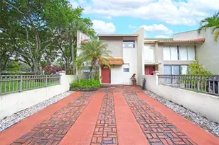 8811 Gatehouse Rd, Plantation, FL 33324 - Photo 1