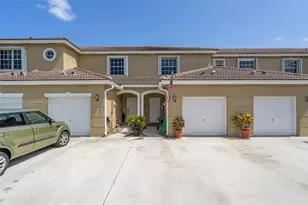 12006 SW 2nd St, Pembroke Pines, FL 33025 - Photo 1