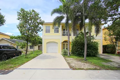 1035 NW 7th Ter, Fort Lauderdale, FL 33311 - Photo 1