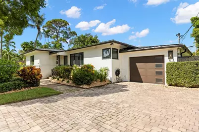 10560 NE 2nd Ct, Miami Shores, FL 33138 - Photo 1