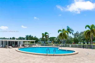 431 Markham T, Deerfield Beach, FL 33442 - Photo 1