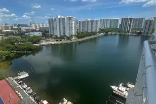 18081 Biscayne Blvd, Aventura, FL 33160 - Photo 1