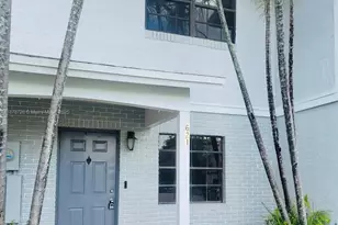 621 NW 104th Ave, Pembroke Pines, FL 33026 - Photo 1