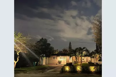 121 NE 121st St #1212, North Miami, FL 33161 - Photo 1