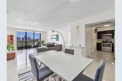 3300 NE 191st St #717, Aventura, FL 33180 - Photo 1