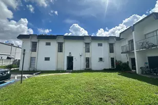 7215 SW 94th Pl, Miami, FL 33173 - Photo 1