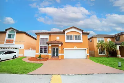 19921 NW 86th Ave, Hialeah, FL 33015 - Photo 1