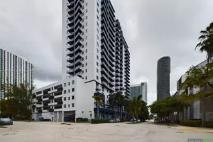 275 NE 18th St, Miami, FL 33132 - Photo 1