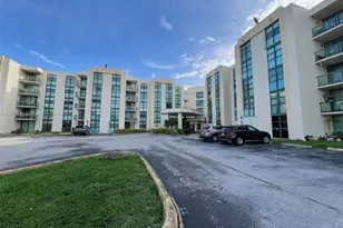 2055 SW 122nd Ave, Miami, FL 33175 - Photo 1