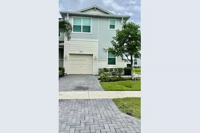 871 SE Grovebush Ln, Port Saint Lucie, FL 34984 - Photo 1