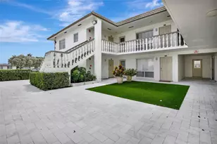 5420 Hollywood Blvd, Hollywood, FL 33021 - Photo 1