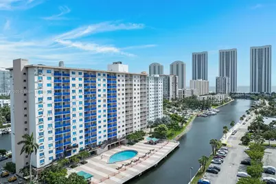 400 Kings Point Dr #1425, Sunny Isles Beach, FL 33160 - Photo 1