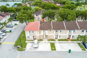 13927 SW 177th St, Miami, FL 33177 - Photo 1