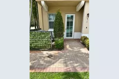 970 SW 147th Ave #2602, Pembroke Pines, FL 33027 - Photo 1