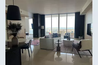 901 Brickell Key Blvd #3702, Miami, FL 33131 - Photo 1