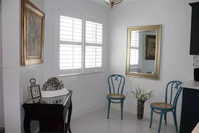 4984 NW 97th Pl #301, Doral, FL 33178 - Photo 5