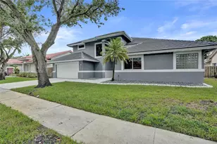1321 SW 102nd Ave, Pembroke Pines, FL 33025 - Photo 1