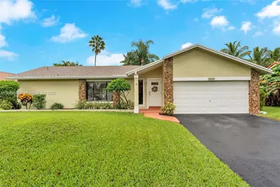 2653 NW 98th Ter, Coral Springs, FL 33065 - Photo 1