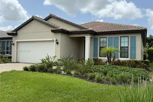 3932 Black Eagle Ln, Fort Myers, FL 33966 - Photo 1