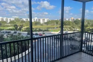 20301 W Country Club Dr, Aventura, FL 33180 - Photo 1