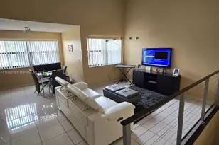10302 NW 9th St Cir, Miami, FL 33172 - Photo 1