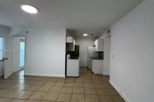 1225 Marseille Dr, Miami Beach, FL 33141 - Photo 1