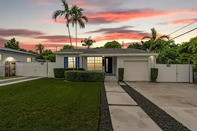 570 SW 45th Ave, Miami, FL 33134 - Photo 1