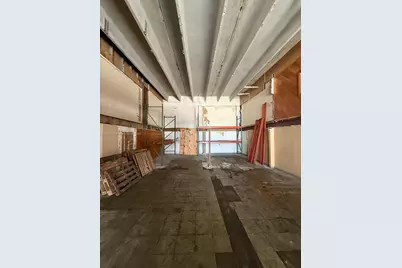 1631 W 38th Pl, Hialeah, FL 33012 - Photo 1