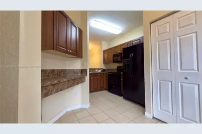 1918 Alamanda Way #N/A, Riviera Beach, FL 33404 - Photo 1