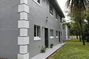 14006 NE 2nd Ave, Miami, FL 33161 - Photo 1