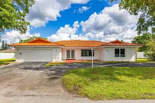 6895 Pinehurst Dr, Hialeah, FL 33015 - Photo 1