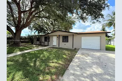 9342 NW 23rd St, Pembroke Pines, FL 33024 - Photo 1