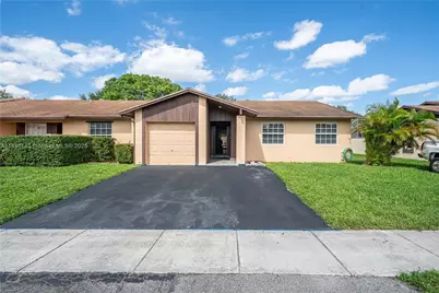 9591 W Heather Ln, Miramar, FL 33025 - Photo 1
