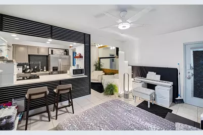 1060 Pennsylvania Ave #7, Miami Beach, FL 33139 - Photo 1
