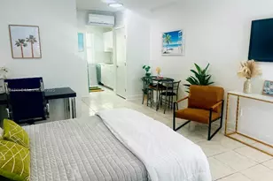 1011 Euclid Ave, Miami Beach, FL 33139 - Photo 1