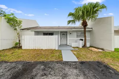10387 SW 209th Ln, Cutler Bay, FL 33189 - Photo 1