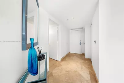 4779 Collins Ave #1707, Miami Beach, FL 33140 - Photo 25