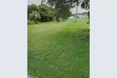 1015 Avenue F, Fort Pierce, FL 34950 - Photo 1