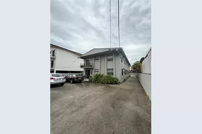 428 SW 2nd St #2, Miami, FL 33130 - Photo 1