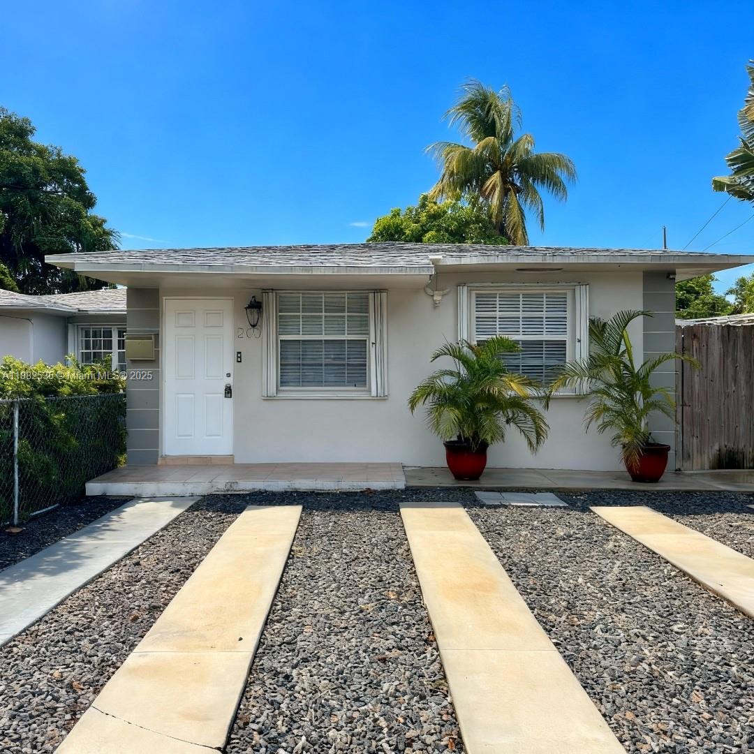6101 Nw 74th Ave
