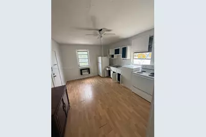 7 N Federal Hwy #1, Dania Beach, FL 33004 - Photo 1