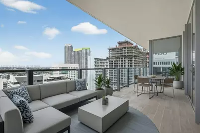 88 SW 7th St #2402, Miami, FL 33130 - Photo 1
