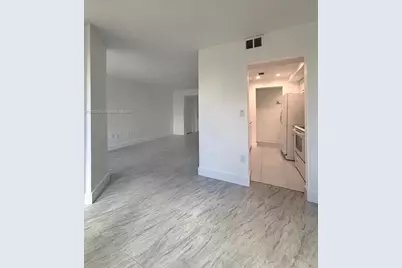 8275 SW 152nd Ave #D-314, Miami, FL 33193 - Photo 1