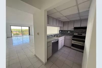 10145 NW 9th St Cir #7-502, Miami, FL 33172 - Photo 1