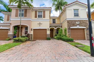 12442 Emerald Creek Ct, Plantation, FL 33325 - Photo 1