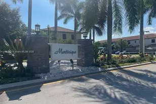 648 SE 32nd Ave, Homestead, FL 33033 - Photo 1