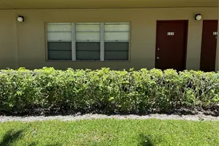 13475 SW 9th St, Pembroke Pines, FL 33027 - Photo 1