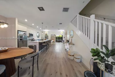 10413 NW 82nd St #9, Doral, FL 33178 - Photo 1