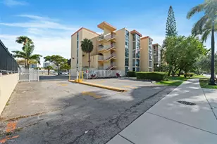200 172nd St, Sunny Isles Beach, FL 33160 - Photo 1