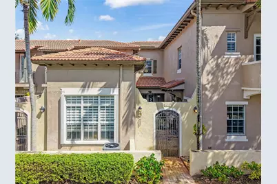 14709 SW 6th St, Pembroke Pines, FL 33027 - Photo 1